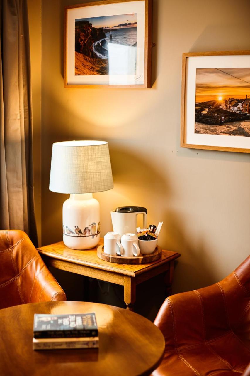 Doolin Inn Екстер'єр фото